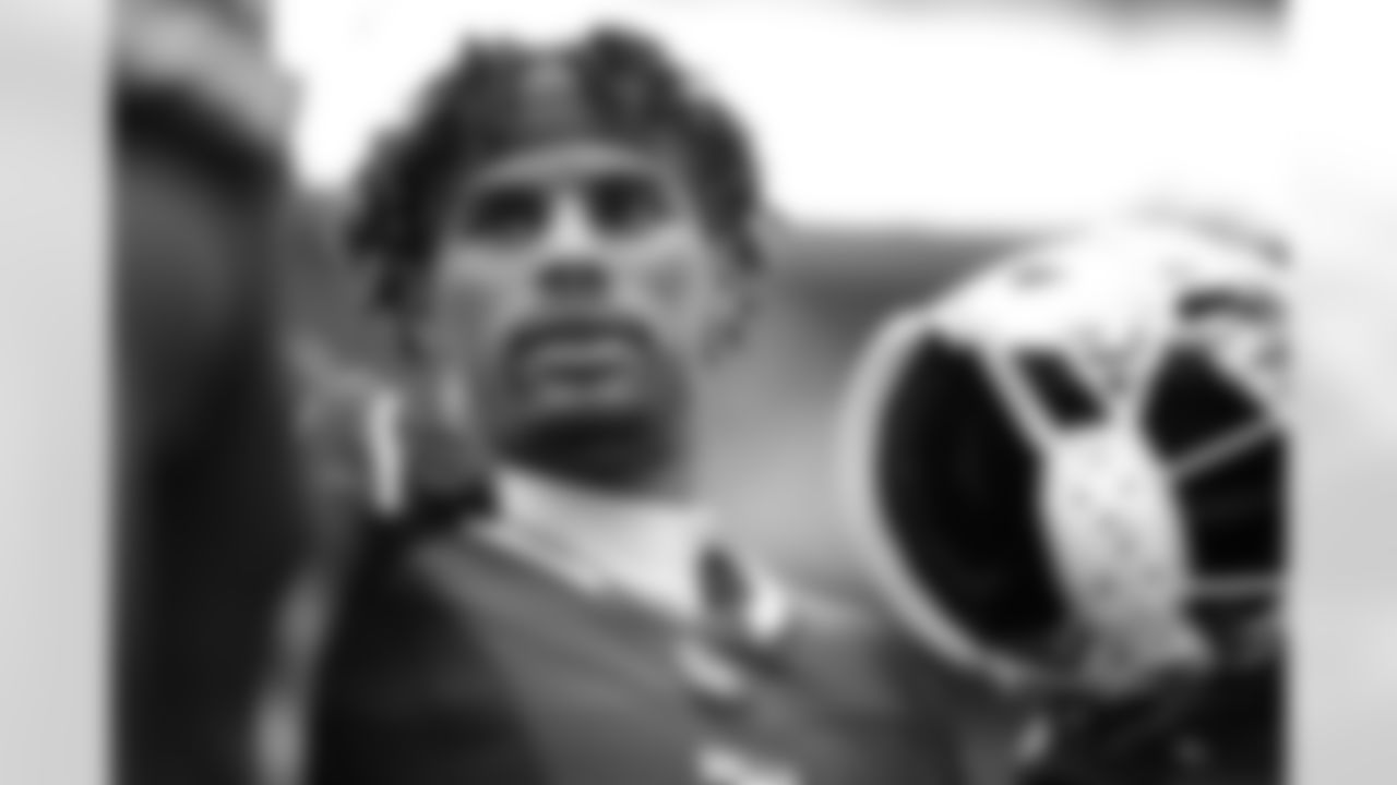 Miami Dolphins vs Buffalo Bills, Regular Season, November 09, 2025 at Hard Rock Stadium.