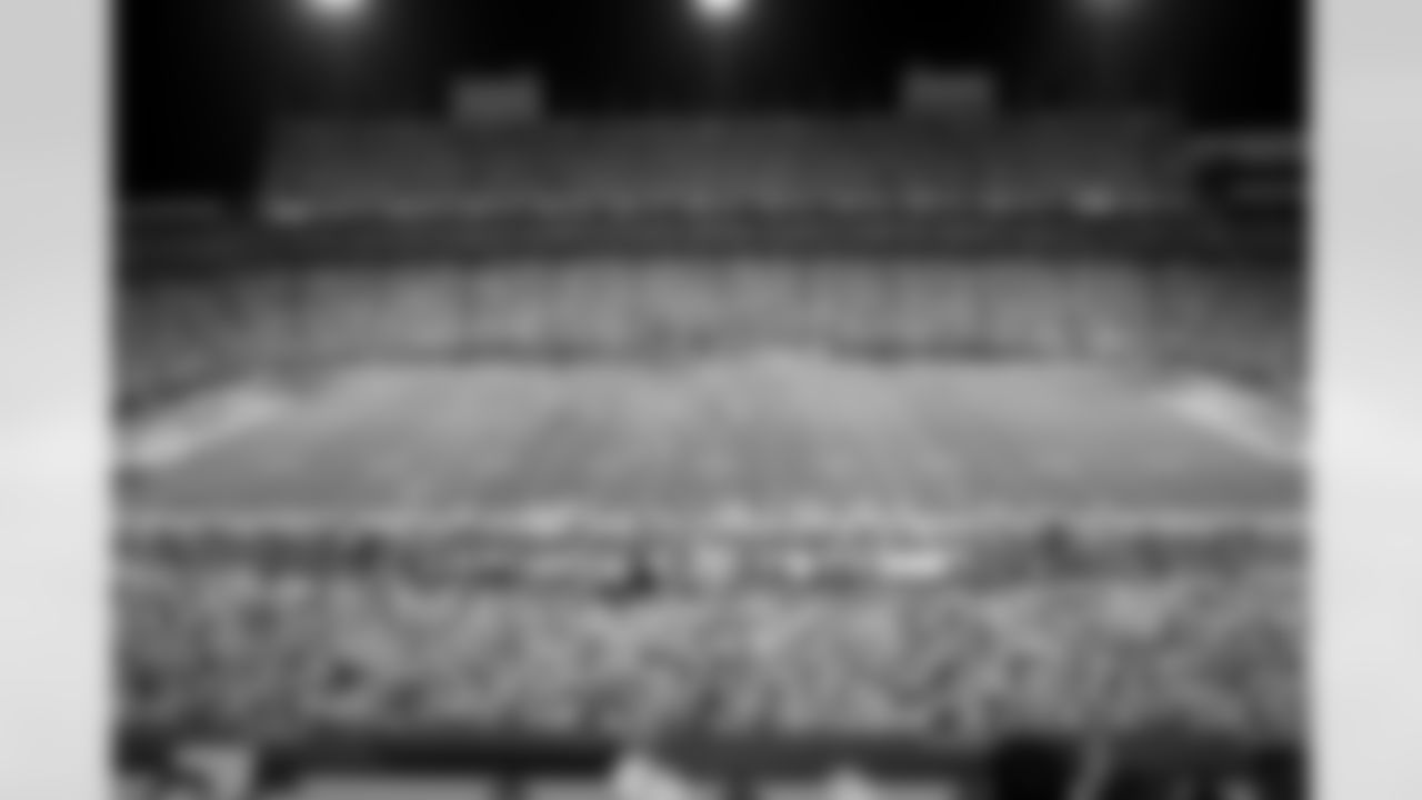 Buffalo Bills vs New England Patriots, Regular Season, October 05, 2025 at Highmark Stadium.