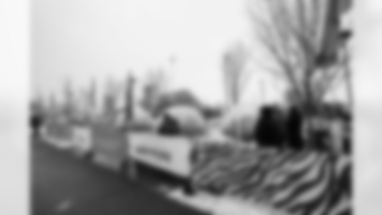 Buffalo Bills vs Cincinnati Bengals, Regular Season, December 05, 2025 at Highmark Stadium.