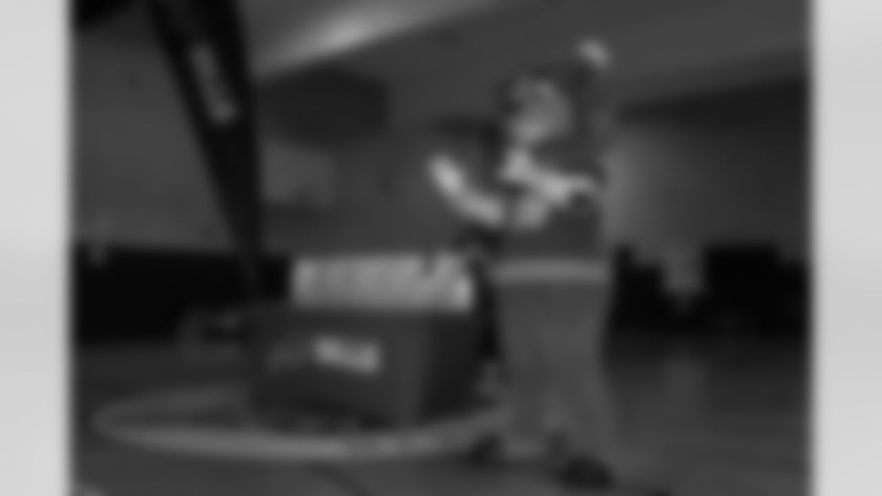 Huddle for Hunger Community Visit, October 16, 2025 at Arthur O. Eve, Buffalo Public School #61.