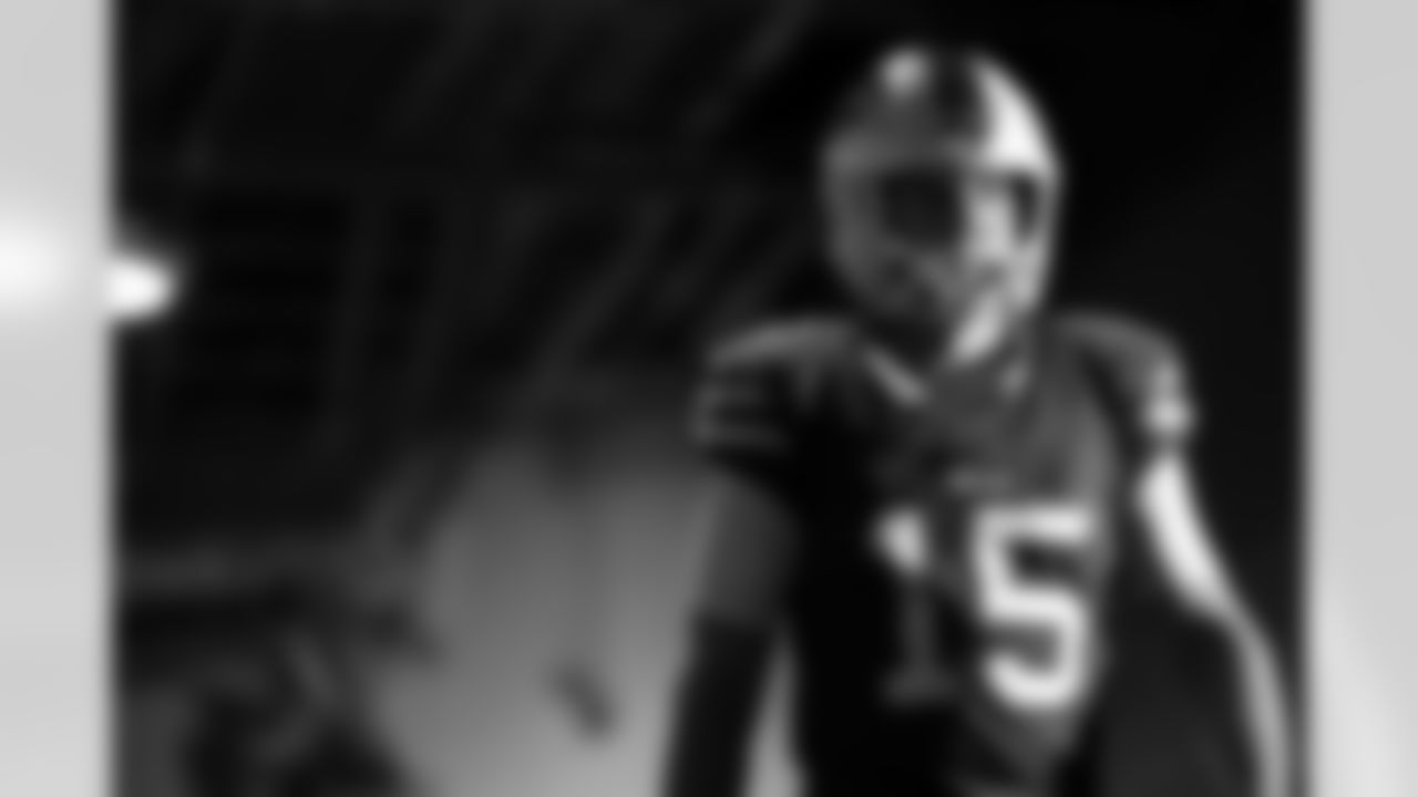 Miami Dolphins vs Buffalo Bills, Regular Season, November 09, 2025 at Hard Rock Stadium.