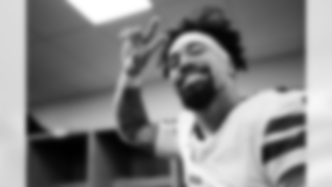 Pittsburgh Steelers vs Buffalo Bills, Regular Season, November 30, 2025 at Acrisure Stadium.