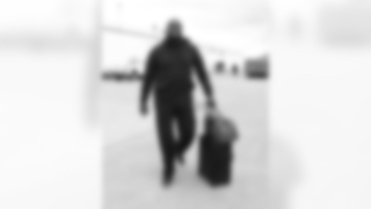 Adam Henry. Buffalo Bills travel to Carolina, October 25, 2025 at Buffalo Niagara International Airport.