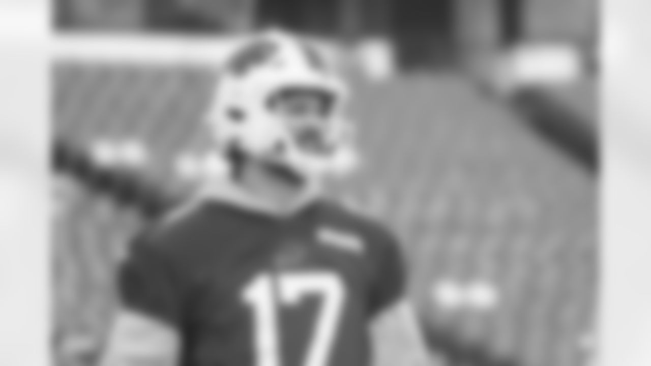 Josh Allen (17). Buffalo Bills Week 14 Practice, December 05, 2025 at Highmark Stadium.