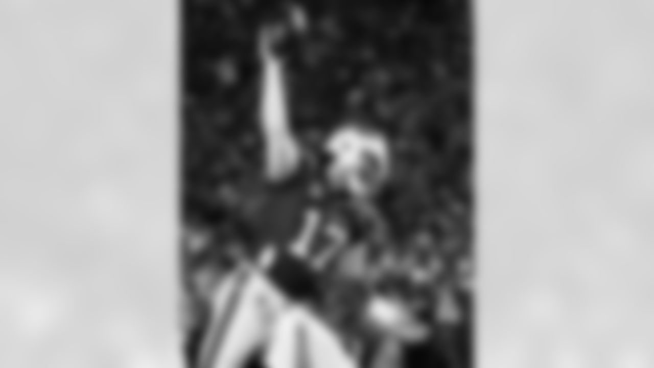 Buffalo Bills vs Kansas City Chiefs, Regular Season, November 02, 2025 at Highmark Stadium.