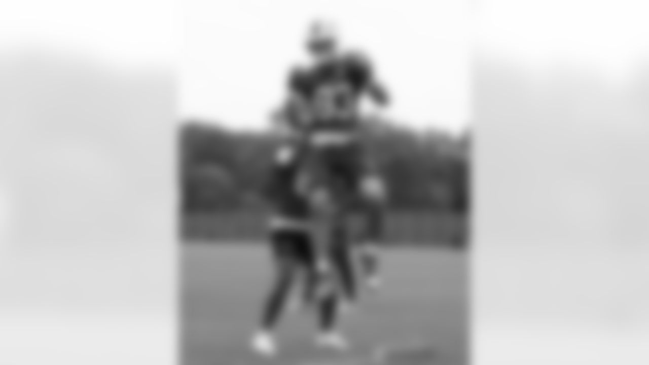 Keleki Latu (83). Buffalo Bills Mandatory Minicamp, June 12, 2025 at the Buffalo Bills Training Center.