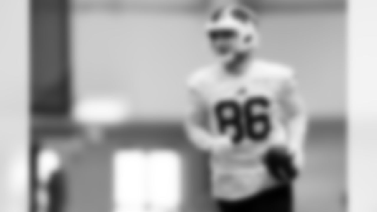 Dalton Kincaid (86). Buffalo Bills Wild Card Week Thursday Practice, January 08, 2026 at Buffalo Bills Training Center.