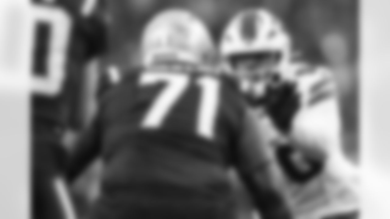 New England Patriots vs Buffalo Bills, Regular Season, December 14, 2025 at Gillette Stadium.