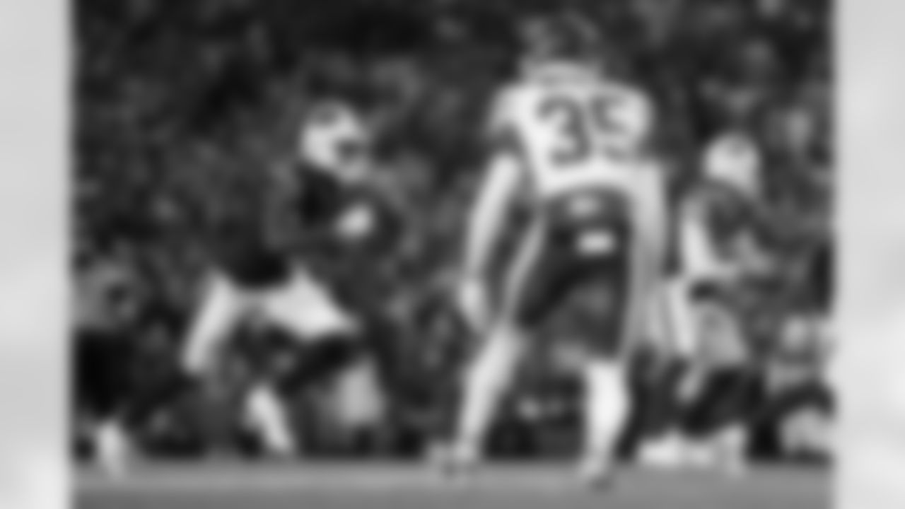 Buffalo Bills vs Kansas City Chiefs, Regular Season, November 02, 2025 at Highmark Stadium.