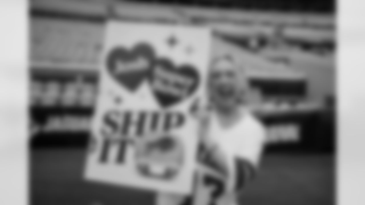 Buffalo Bills vs Jacksonville Jaguars, Wild Card Weekend, January 11, 2026 at EverBank Stadium.