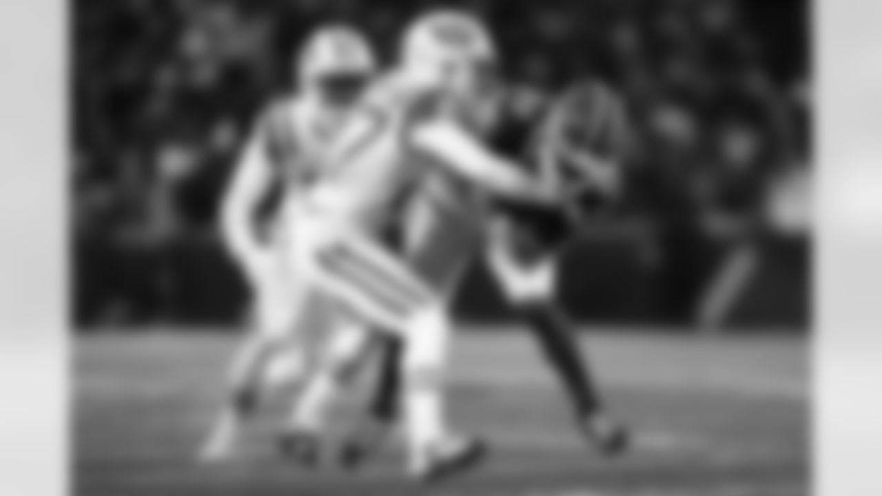 Buffalo Bills vs New York Jets, Regular Season, January 04, 2026 at Highmark Stadium.