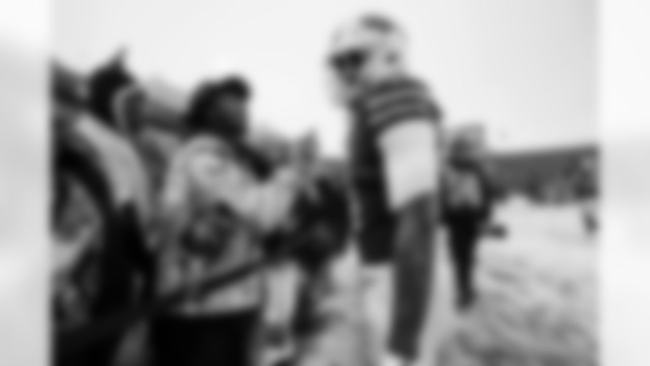 Buffalo Bills vs Cincinnati Bengals, Regular Season, December 07, 2025 at Highmark Stadium.