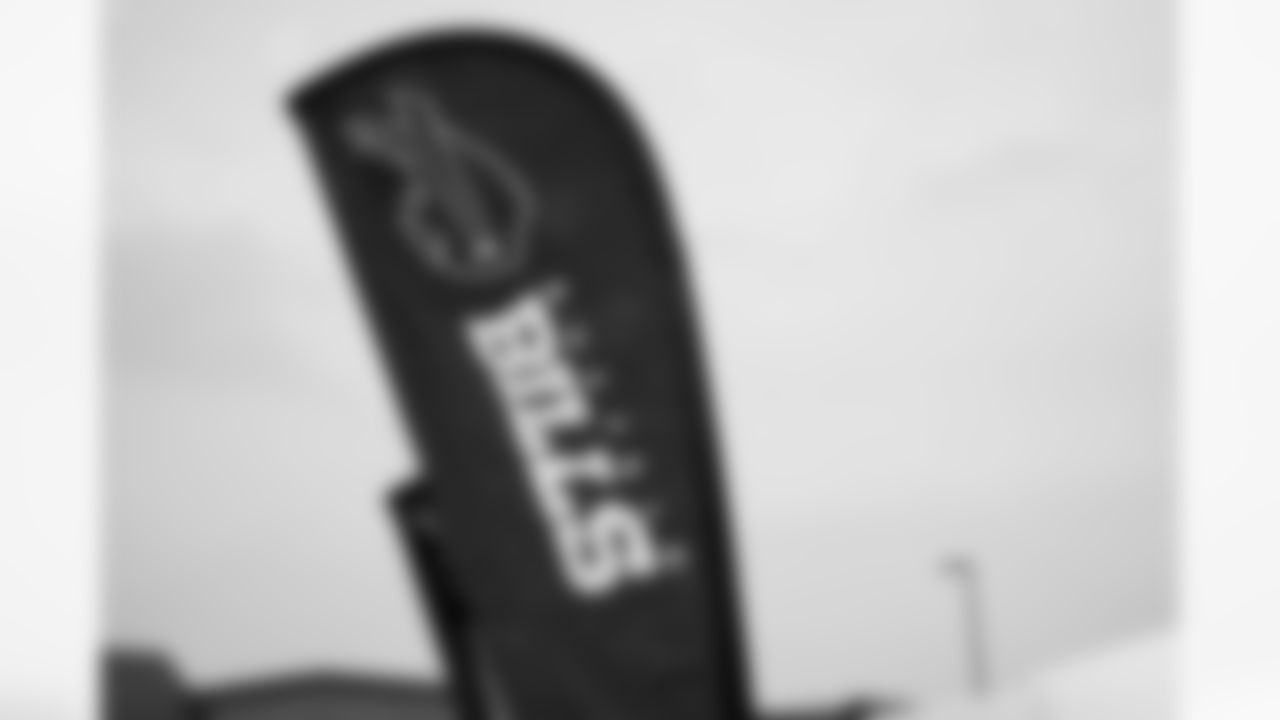 Dion's Dreamers Food Giveaway, December 09, 2025 at the Salvation Army.