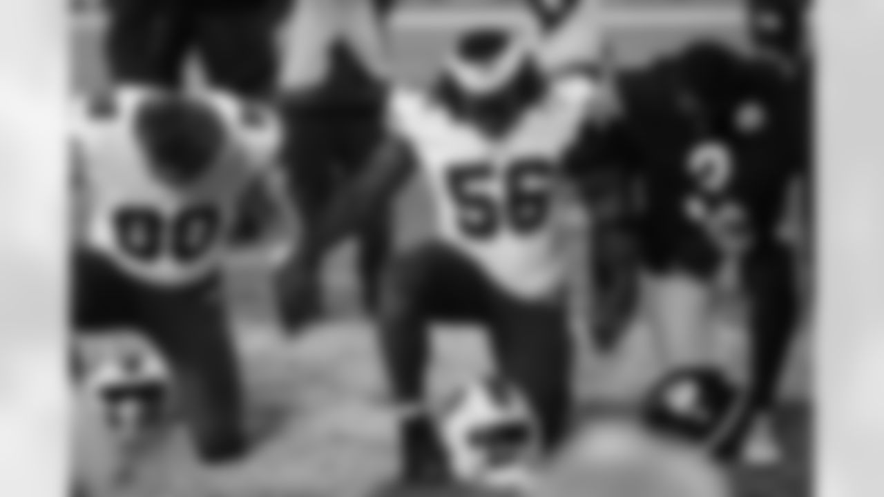 Pittsburgh Steelers vs Buffalo Bills, Regular Season, November 30, 2025 at Acrisure Stadium.