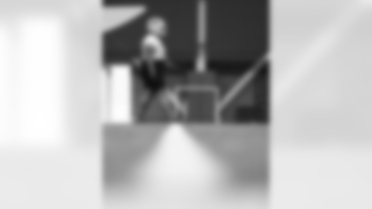 Dion Dawkins (73). Buffalo Bills Wild Card Week Friday Practice, January 09, 2026 at Buffalo Bills Training Center.