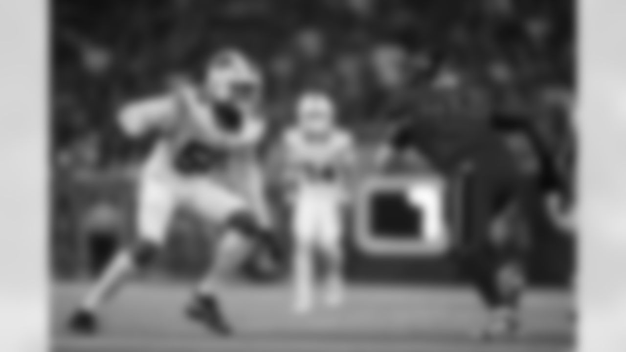 Houston Texans vs Buffalo Bills, Regular Season, November 20, 2025 at NRG Stadium.