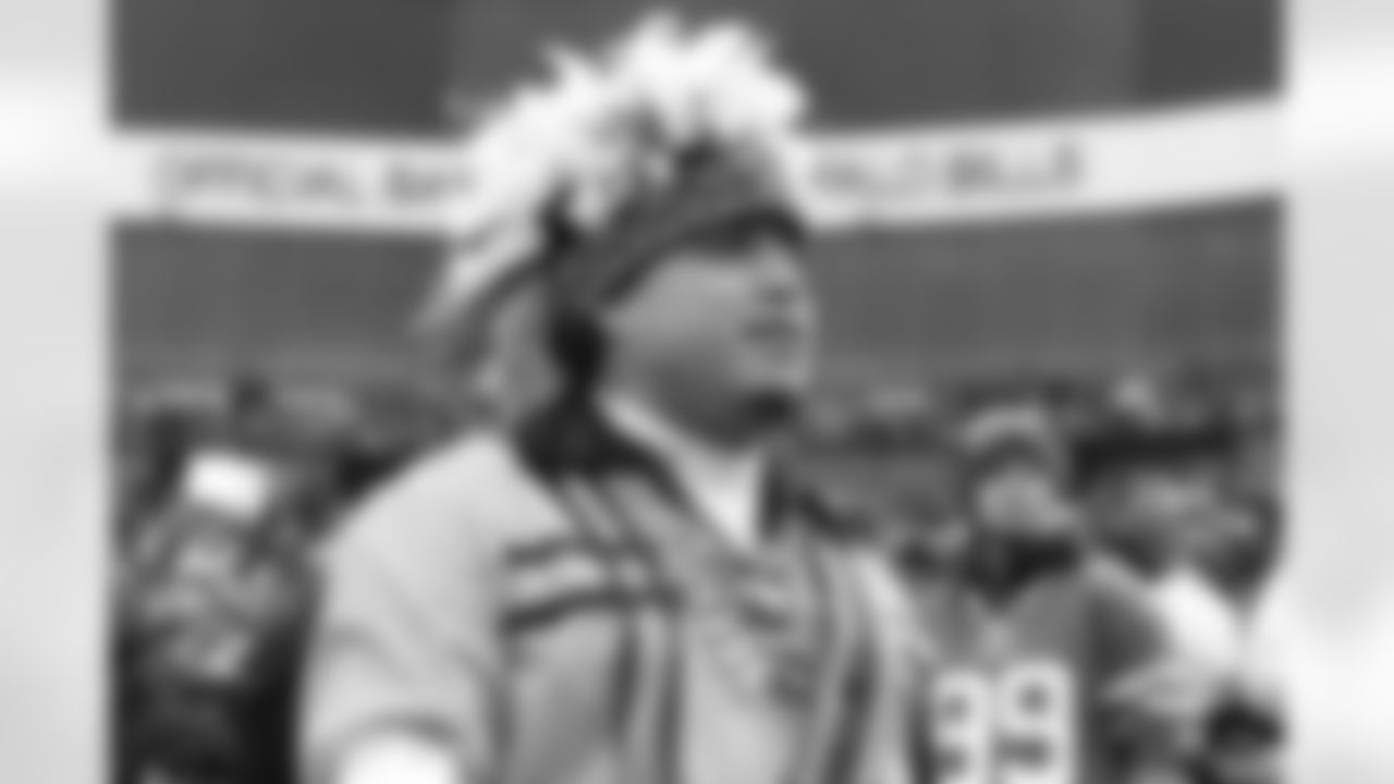 Buffalo Bills vs Tampa Bay Buccaneers, Regular Season, November 16, 2025 at Highmark Stadium.