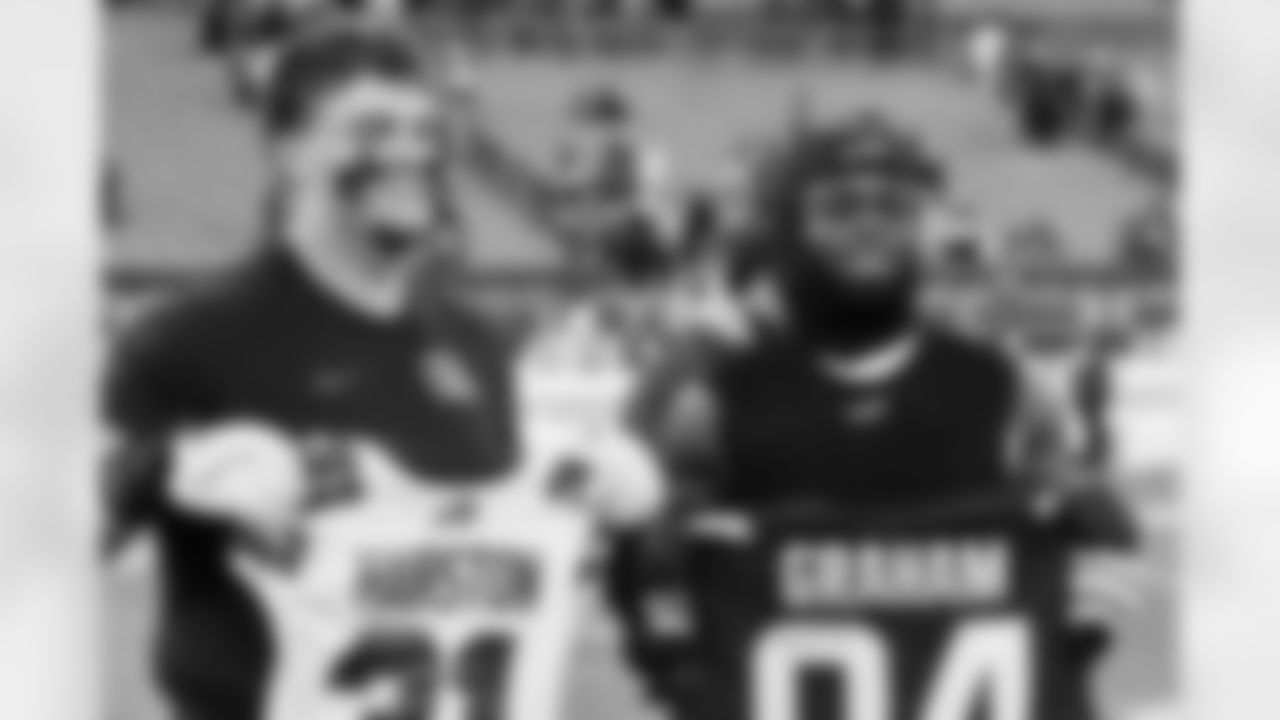 Cleveland Browns vs Buffalo Bills, Regular Season, December 21, 2025 at Huntington Bank Field.