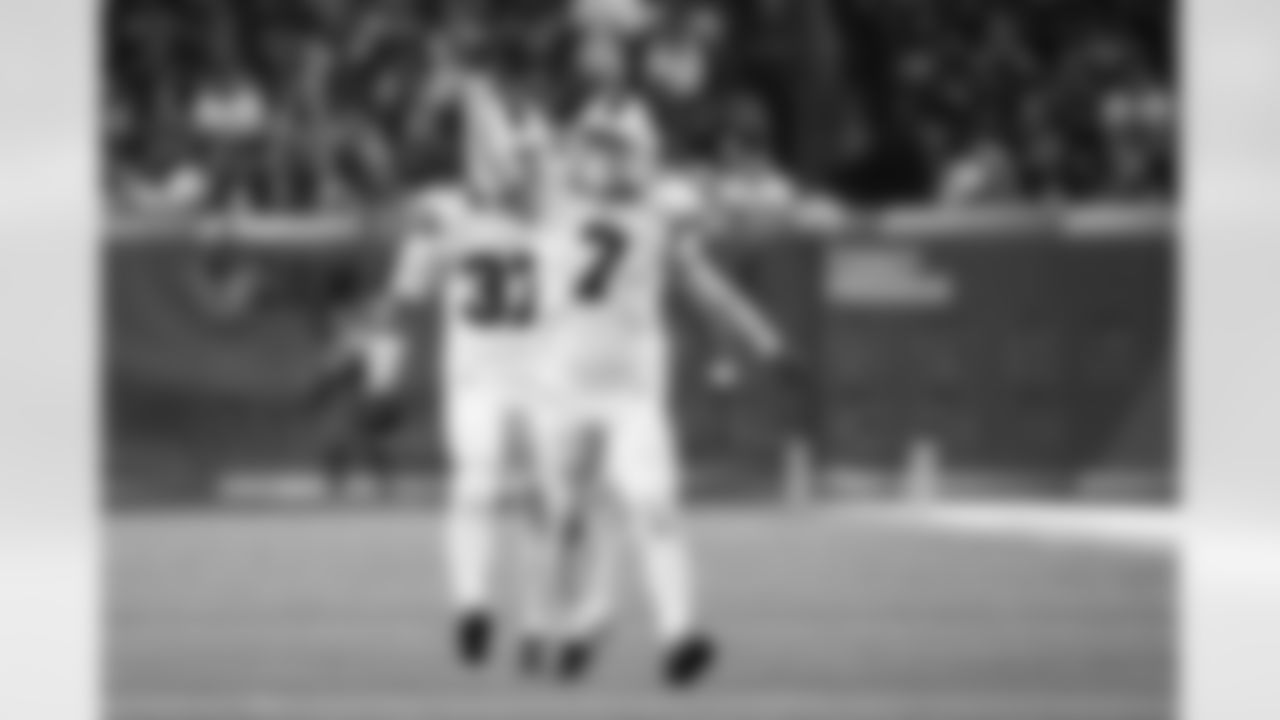 Houston Texans vs Buffalo Bills, Regular Season, November 20, 2025 at NRG Stadium.