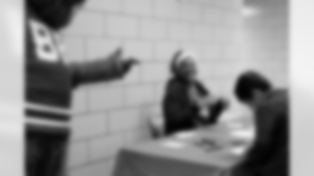 Free Mobile Food Markets, November 01, 2025 at #94 West Hertel Academy.