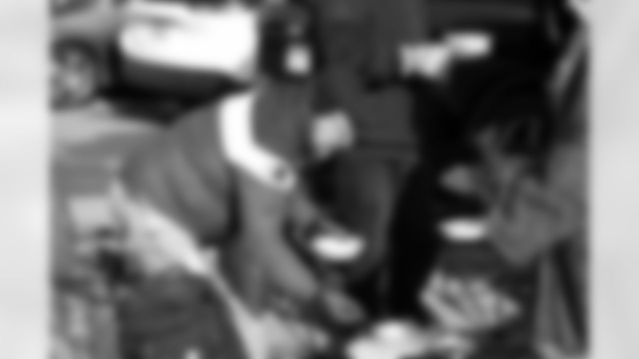 Buffalo Bills vs Tampa Bay Buccaneers, Regular Season, November 16, 2025 at Highmark Stadium.