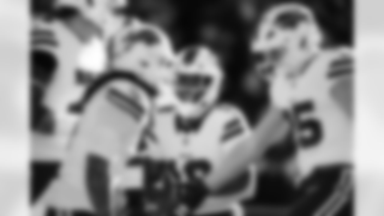 Cleveland Browns vs Buffalo Bills, Regular Season, December 21, 2025 at Huntington Bank Field.