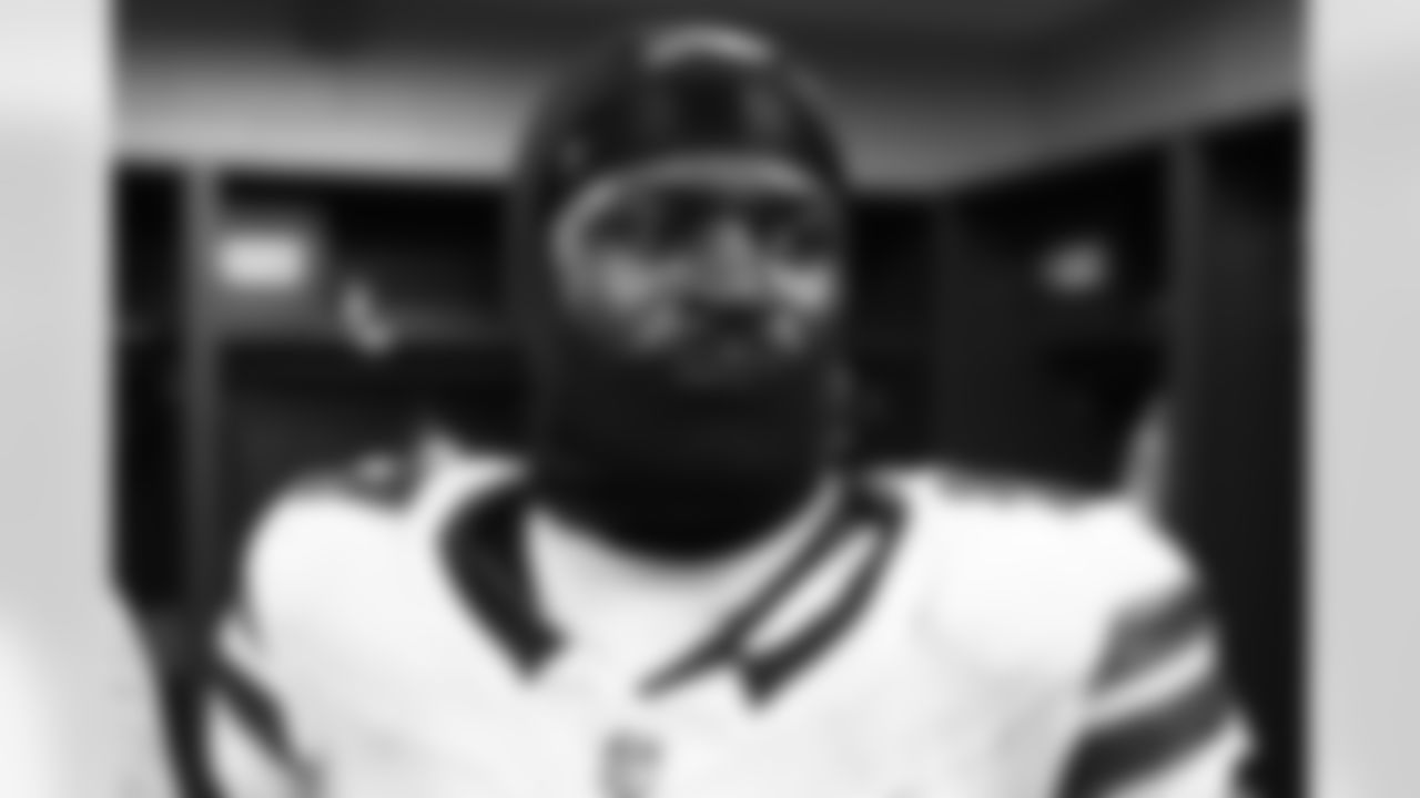 New England Patriots vs Buffalo Bills, Regular Season, December 14, 2025 at Gillette Stadium.