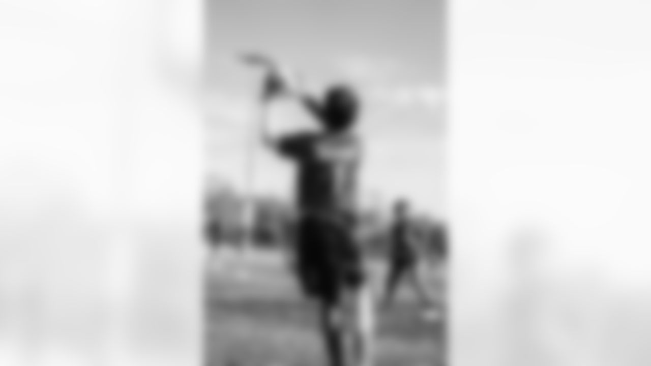 NFLFLAG_REG_BILLS_2025_MB_40