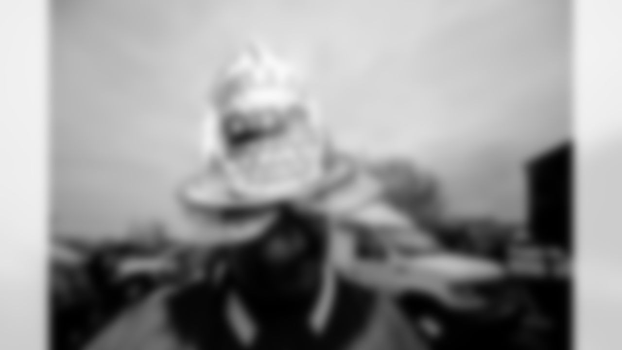 Buffalo Bills vs Philadelphia Eagles, Regular Season, December 28, 2025 at Highmark Stadium.