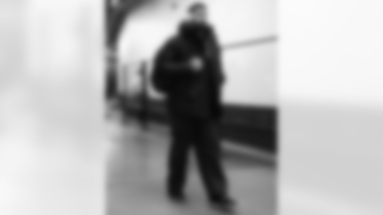 Cleveland Browns vs Buffalo Bills, Regular Season, December 21, 2025 at Huntington Bank Field.