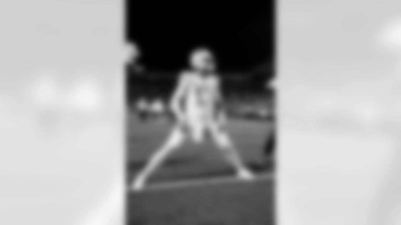 Buffalo Bills vs New England Patriots, Regular Season, October 05, 2025 at Highmark Stadium.