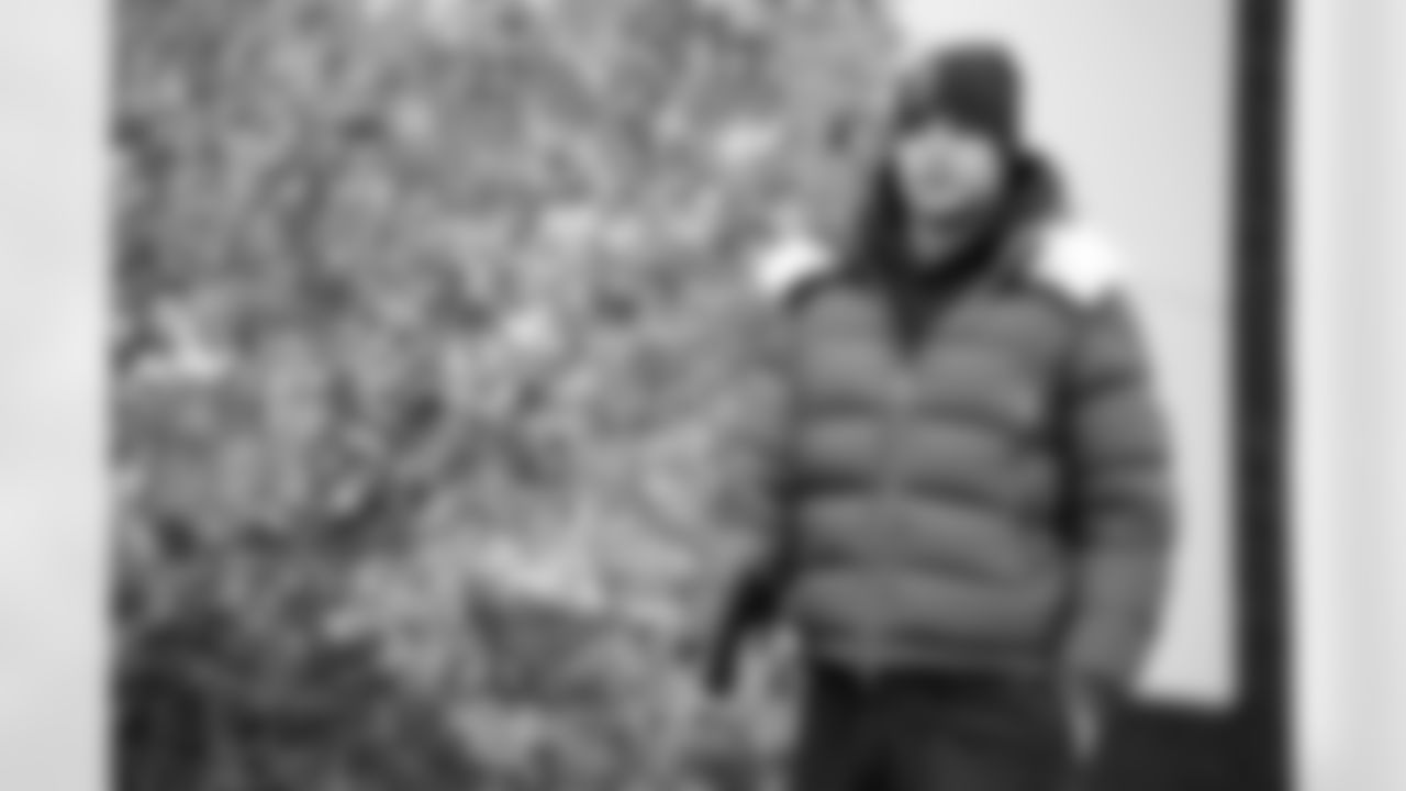 Buffalo Bills vs Tampa Bay Buccaneers, Regular Season, November 16, 2025 at Highmark Stadium.