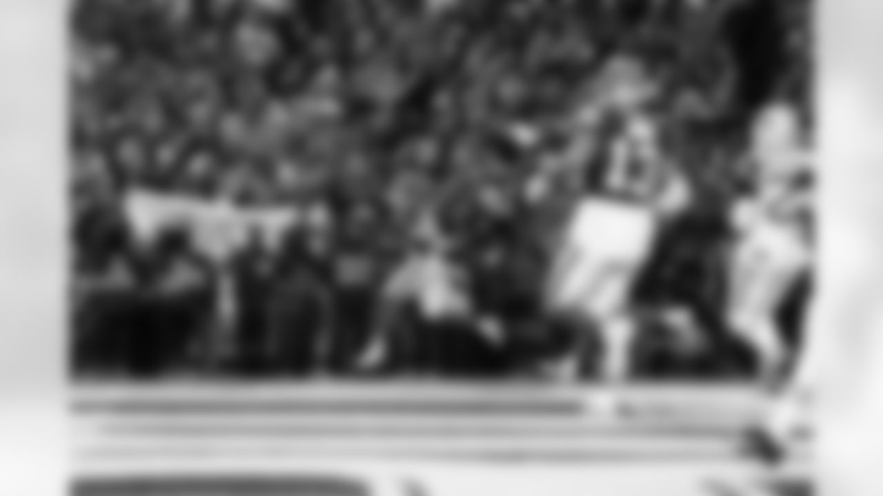 Buffalo Bills vs New York Jets, Regular Season, January 04, 2026 at Highmark Stadium.