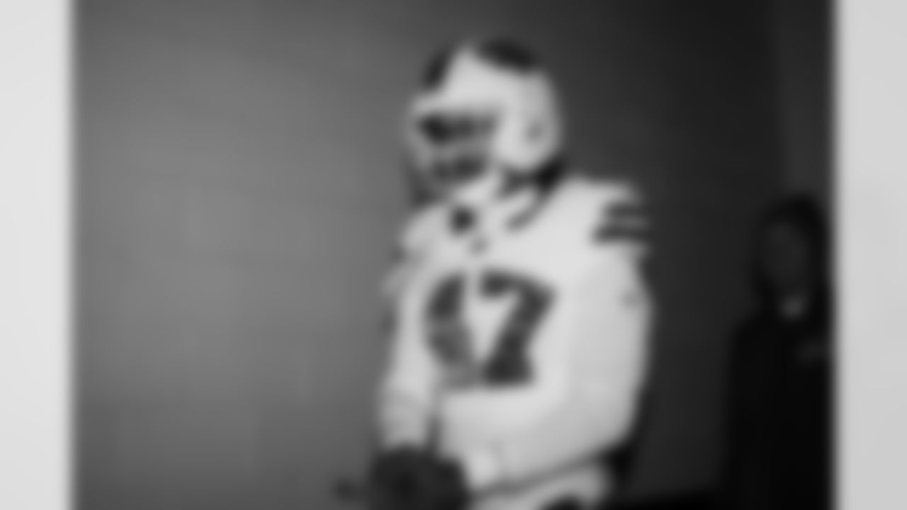 Buffalo Bills vs Denver Broncos, Divisional Game, January 17, 2026 at Empower Field at Mile High.