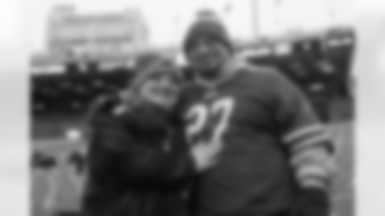 Buffalo Bills vs New England Patriots, Regular Season, December 31, 2023 at Highmark Stadium.