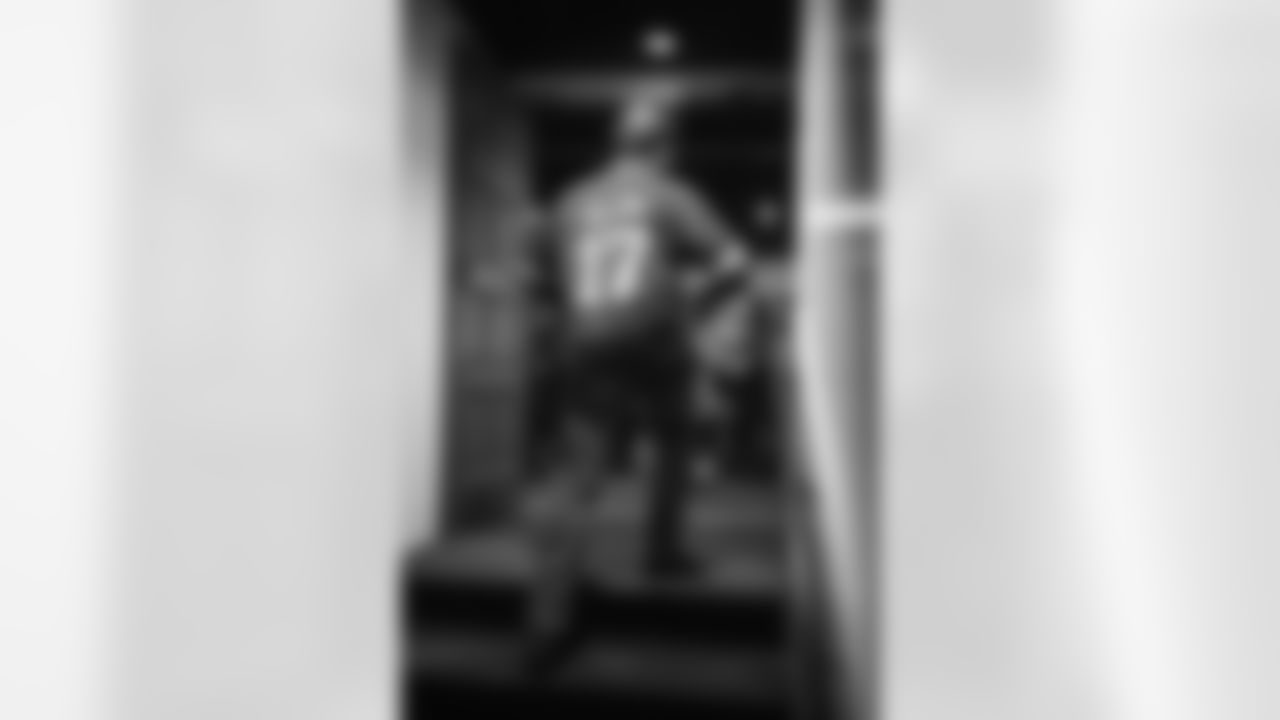 Buffalo Bills vs Jacksonville Jaguars, Wild Card Weekend, January 11, 2026 at EverBank Stadium.