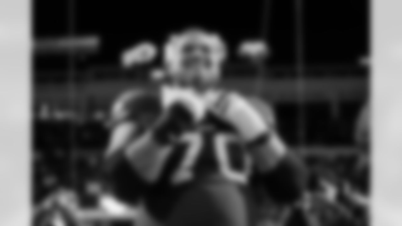 Buffalo Bills vs New York Jets, Regular Season, January 04, 2026 at Highmark Stadium.