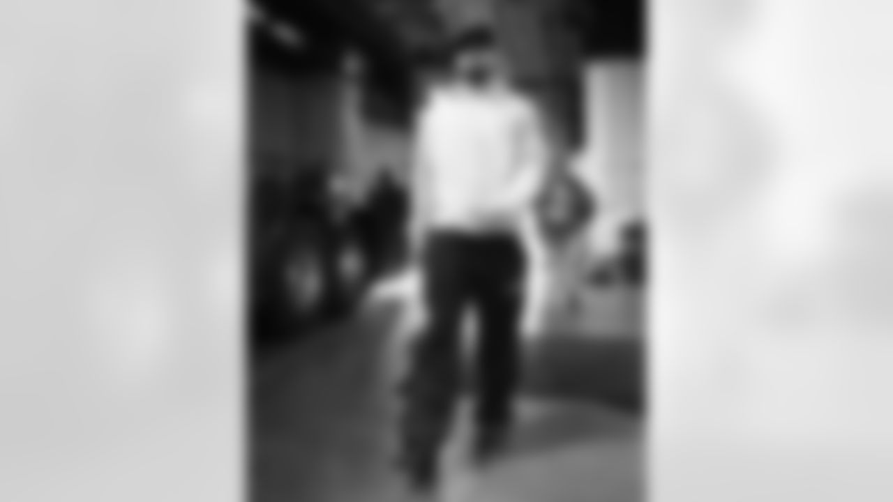 Buffalo Bills vs Denver Broncos, Divisional Game, January 17, 2026 at Empower Field at Mile High.