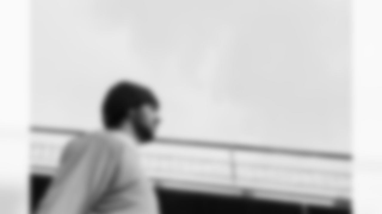 Pittsburgh Steelers vs Buffalo Bills, Regular Season, November 30, 2025 at Acrisure Stadium.