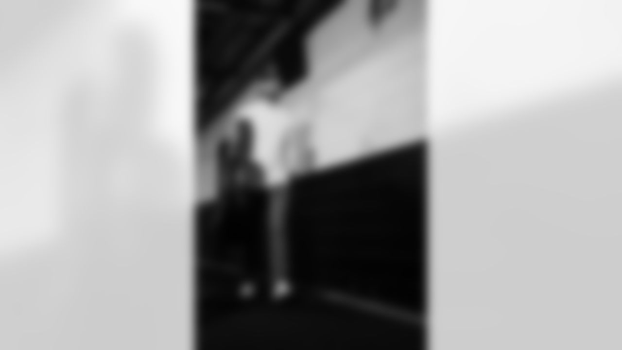 Josh Allen (17). Buffalo Bills vs Jacksonville Jaguars, Wild Card Weekend, January 11, 2026 at EverBank Stadium.