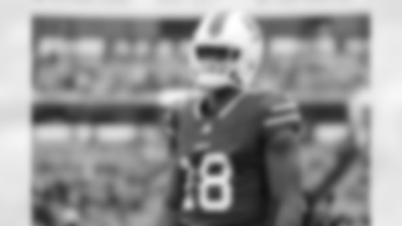 Buffalo Bills vs Denver Broncos, Wild Card Weekend, January 12, 2025 at Highmark Stadium.