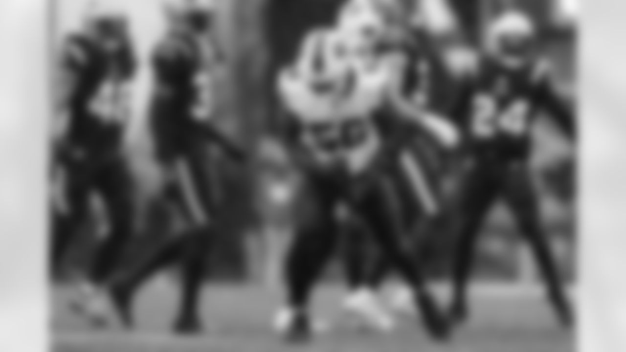 New England Patriots vs Buffalo Bills, Regular Season, December 14, 2025 at Gillette Stadium.