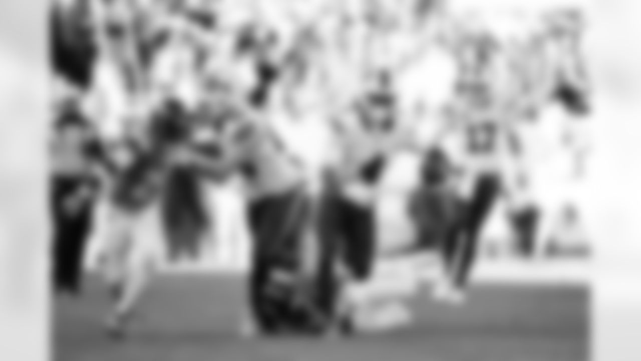 Buffalo Bills vs Denver Broncos, Divisional Game, January 17, 2026 at Empower Field at Mile High.