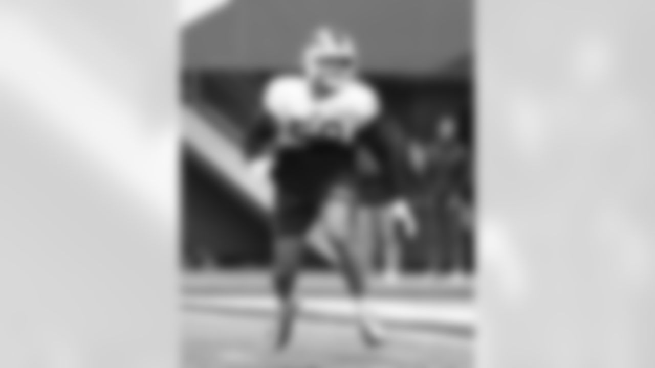 Matt Milano (58). Buffalo Bills Week 9 Practice, October 30, 2025 at the Buffalo Bills Training Center.