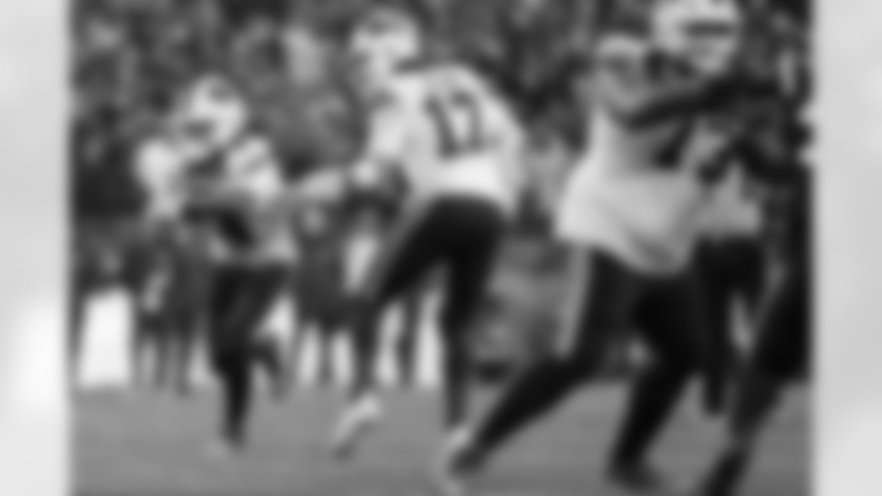 New England Patriots vs Buffalo Bills, Regular Season, December 14, 2025 at Gillette Stadium.