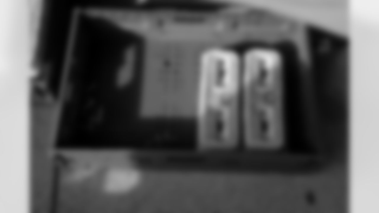 Free Mobile Food Markets, November 01, 2025 at #94 West Hertel Academy.