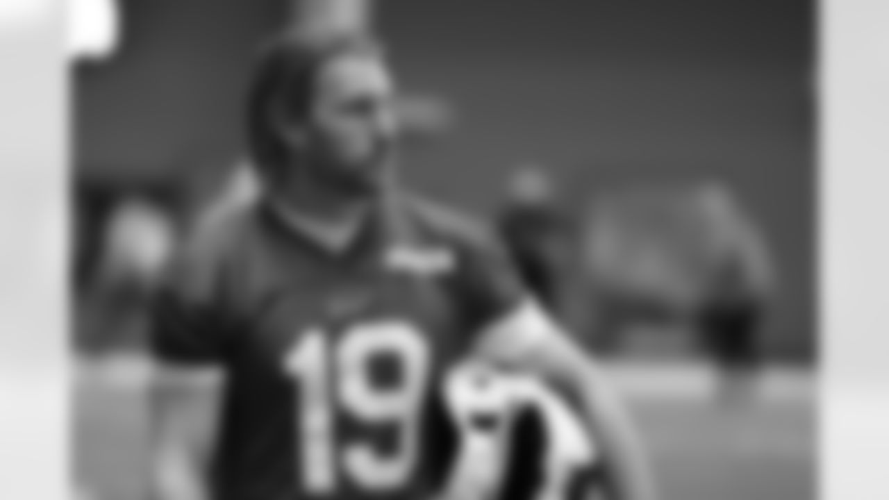 Mitch Wishnowsky (19). Buffalo Bills Wild Card Week Friday Practice, January 09, 2026 at Buffalo Bills Training Center.