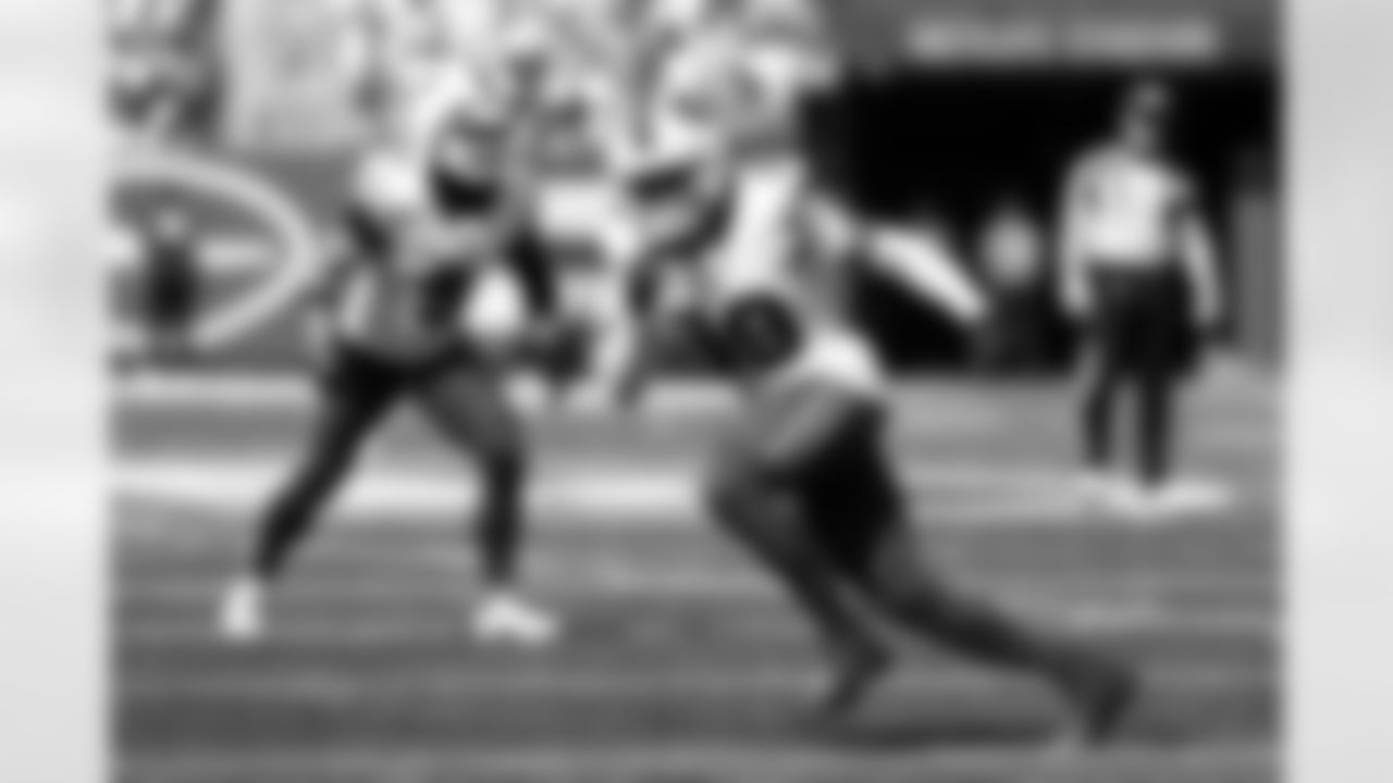 New York Jets vs Buffalo Bills, Regular Season, September 14, 2025 at Metlife Stadium.