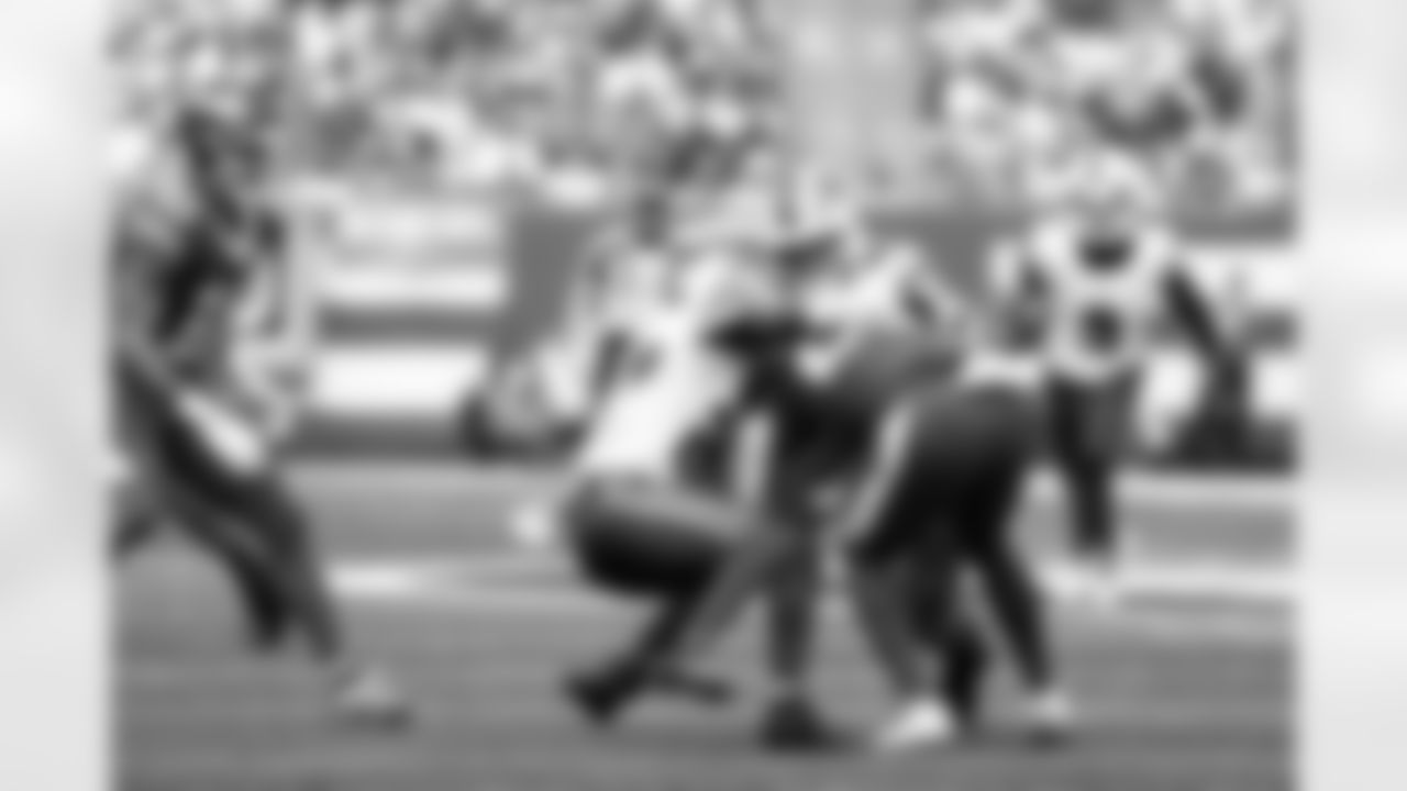 New York Jets vs Buffalo Bills, Regular Season, September 14, 2025 at Metlife Stadium.