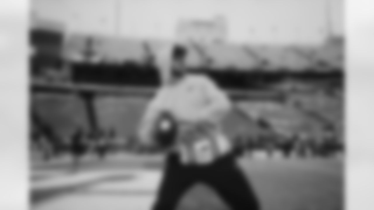 Buffalo Bills vs New York Jets, Regular Season, January 04, 2026 at Highmark Stadium.